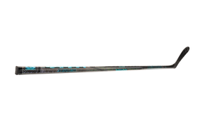 1063991_HOL24_STICK_TWITCH_SR_0003