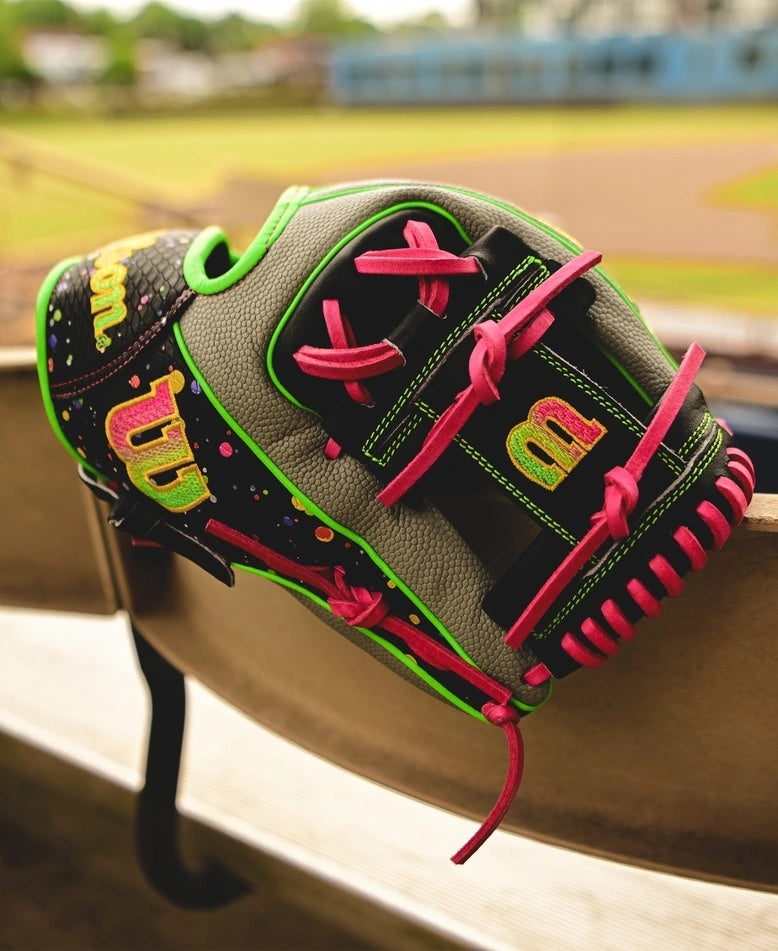 a200_11-5_blk-pink-grn-splat_3