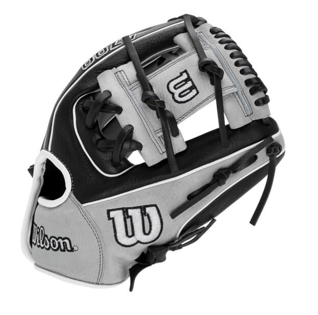 a700_11-5_blk-silv_wht_1