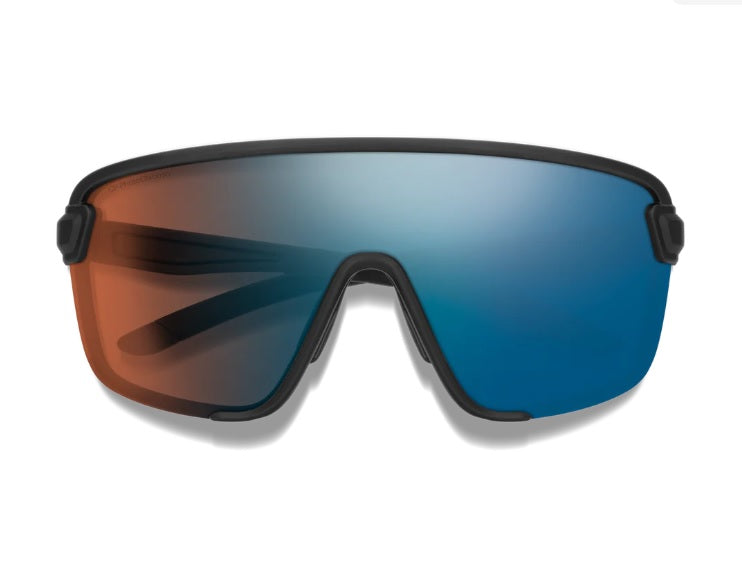 SMITH Bobcat, Matte Black, ChromaPop Glacier Photochromic Copper Blue Mirror