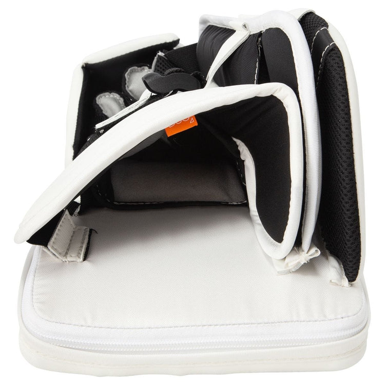 ccm-goalie-blocker-extreme-flex-5-pro-sr5