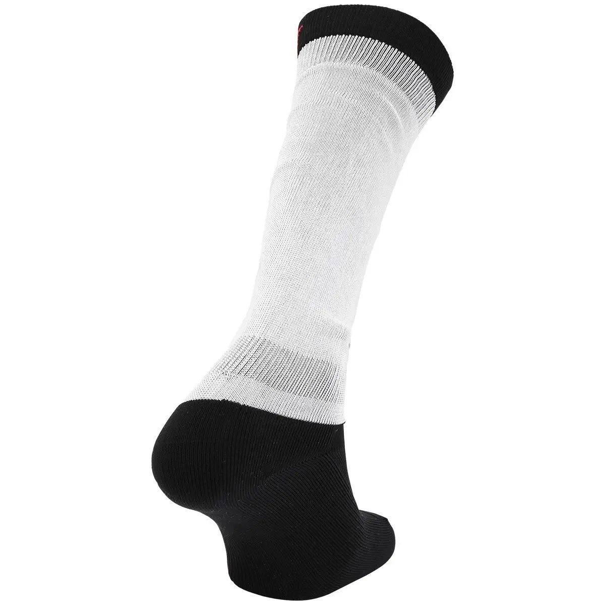ccm_lvl5_cut_socks_2