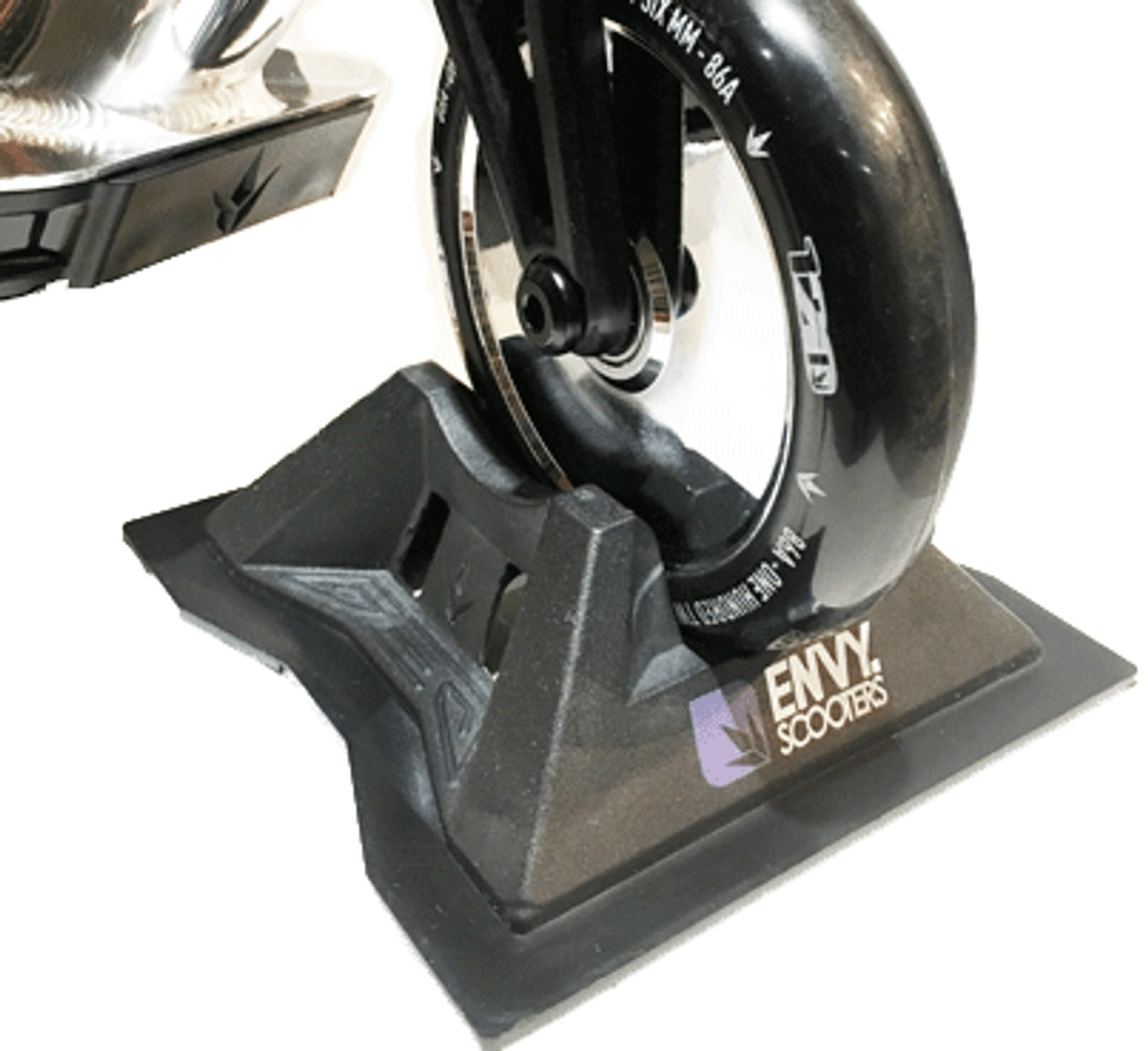 envy_stand3
