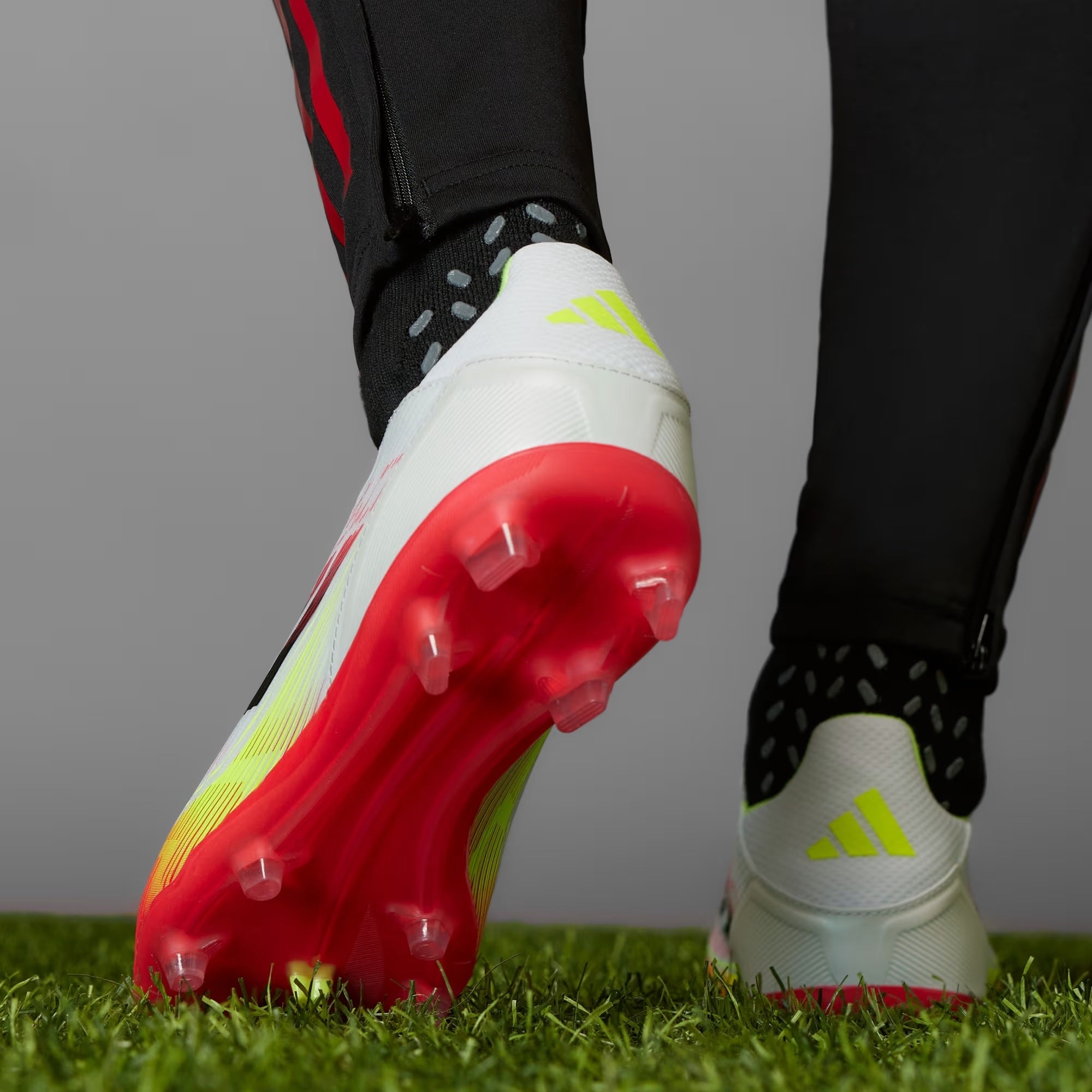 f50_league_laceless_sr_4