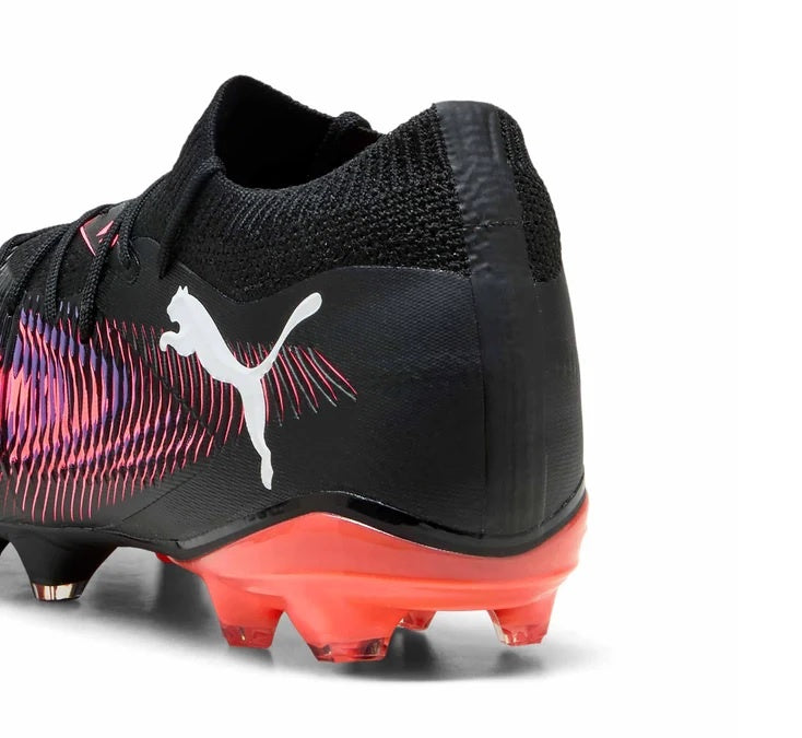 Future_8_match_mens_blk_wht-red_2