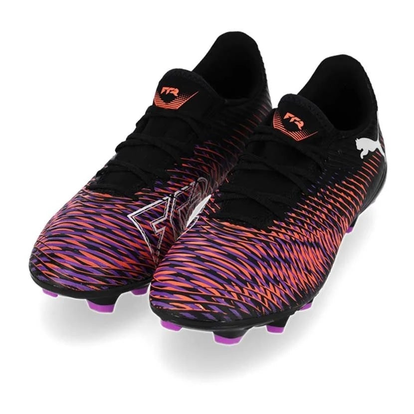 Future_8_play_mens_blk_wht-red_1