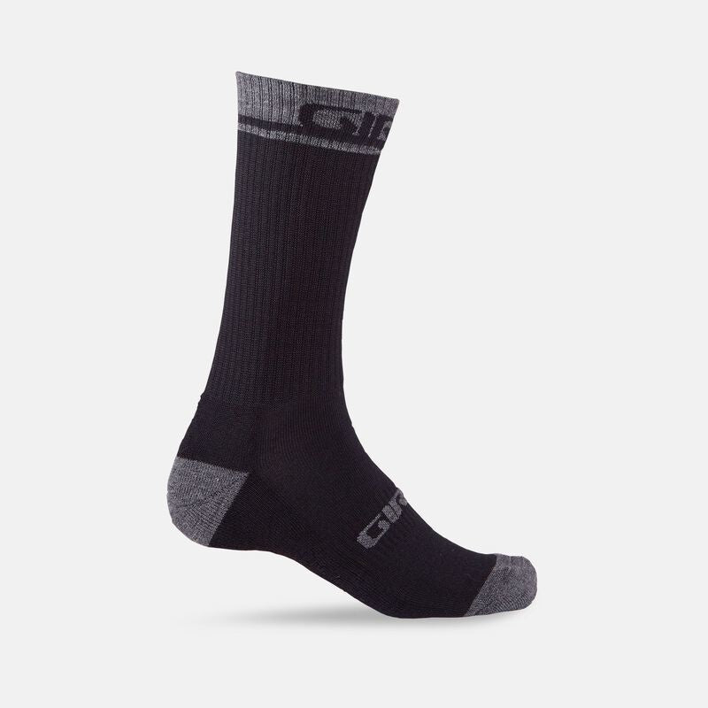 giro-winter-merino-wool-black-dark-shadow