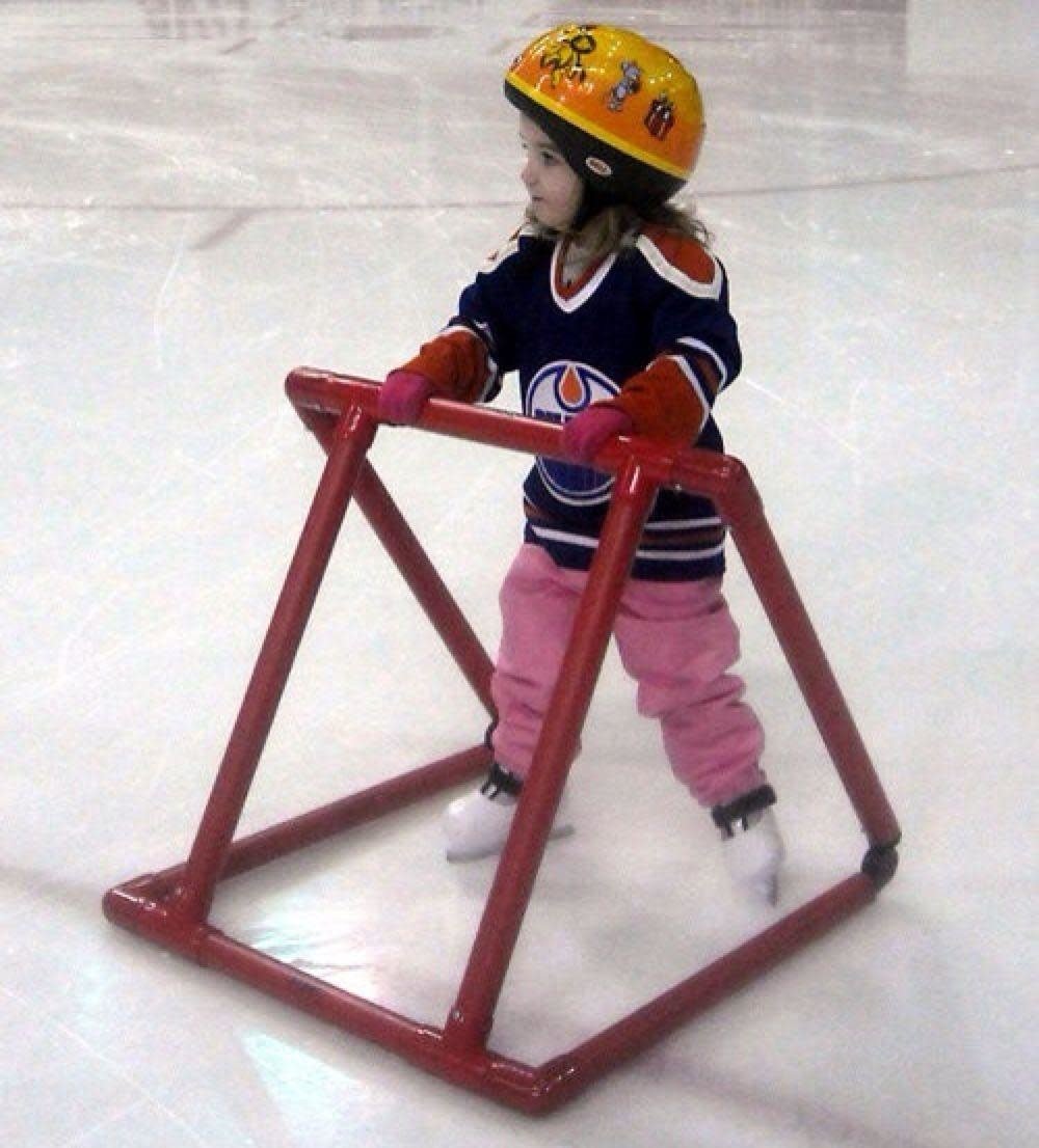 jessie_skating_support