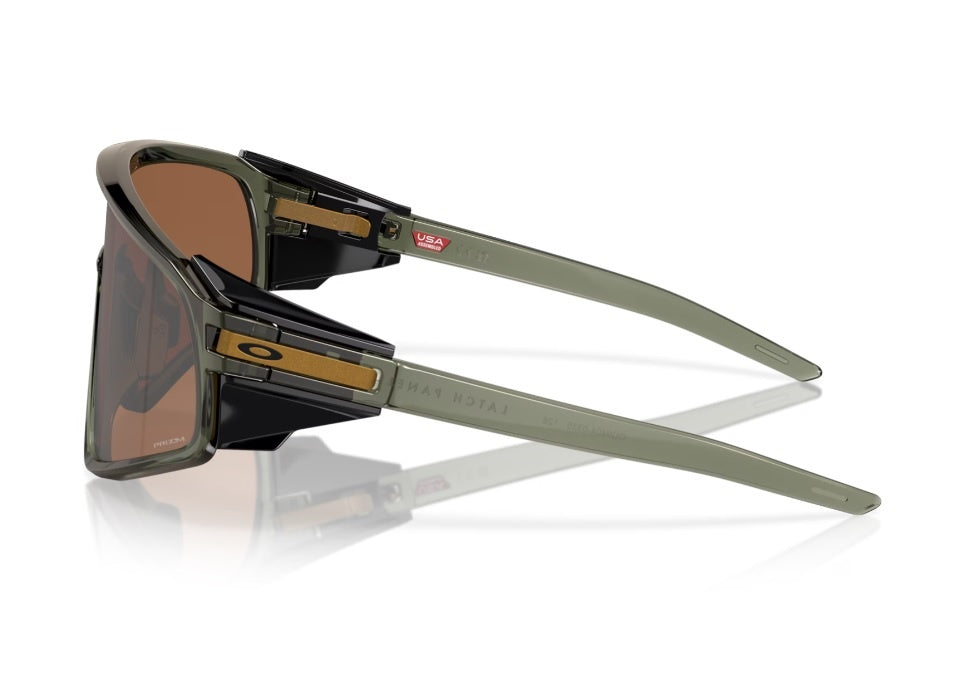 小物 OAKLEY LATCH PANEL Bodega x Oakley Latch Panel - Upcoming Release