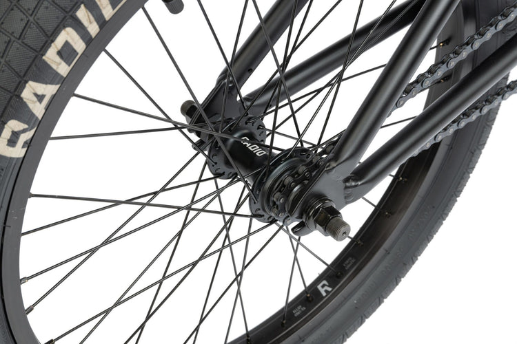 Radio_MY21_Evol_matt-black-14-2048x1366