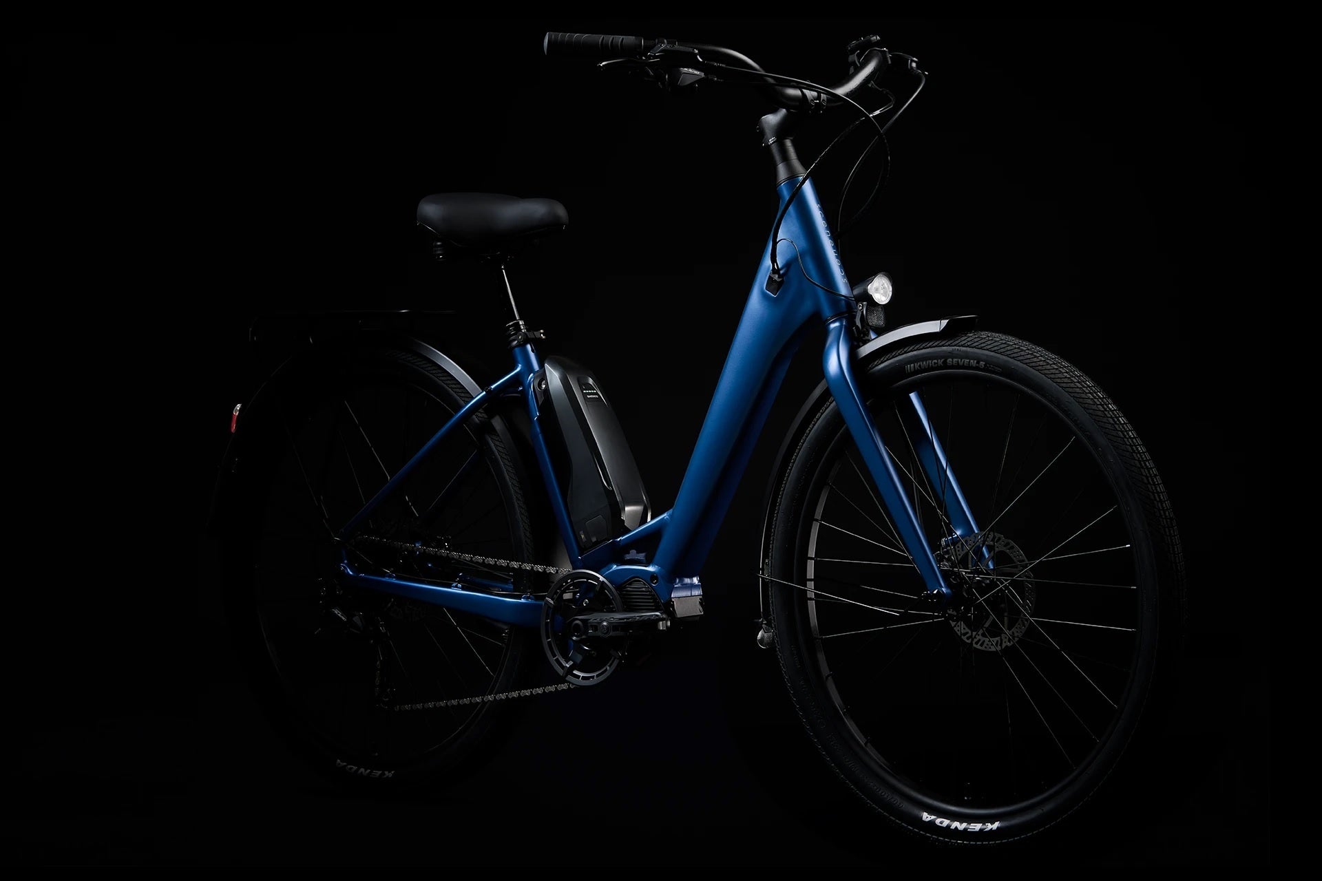scene_vlt_blue_2