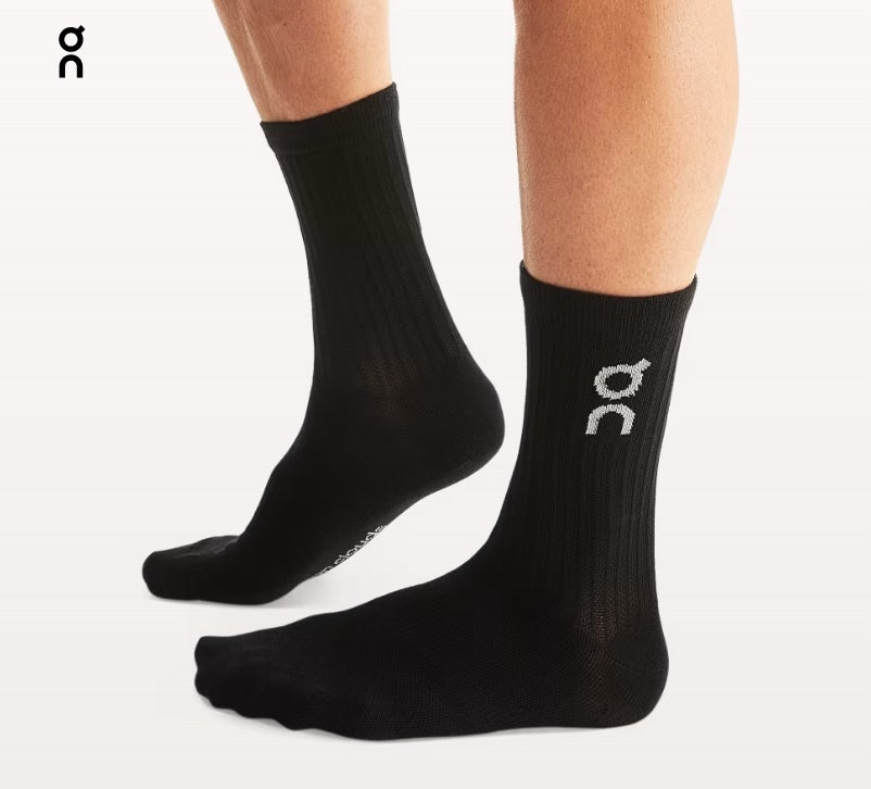 socks_uni_blk_1