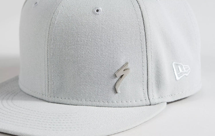 specialized_New_era_metal_9fifty_dovegrey_2