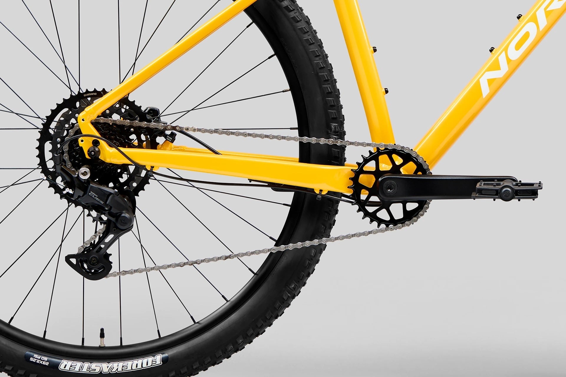 Storm_100_yellow_4