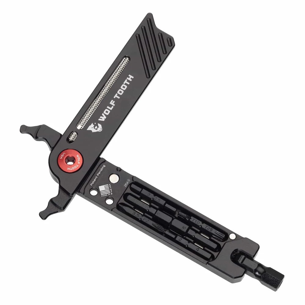 wolf_8-Pliers_red_1